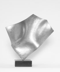 D17